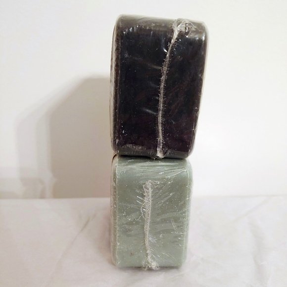 A La Maison Soap set two 8.8 oz bars - Picture 5 of 5